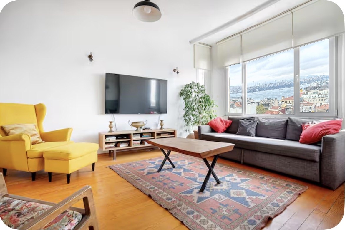Boğaz manzaralı salon
